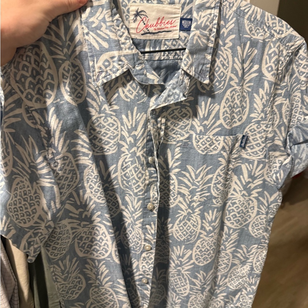 Chubbies Pineapple Button Down - Casual Summer Sh… - image 1